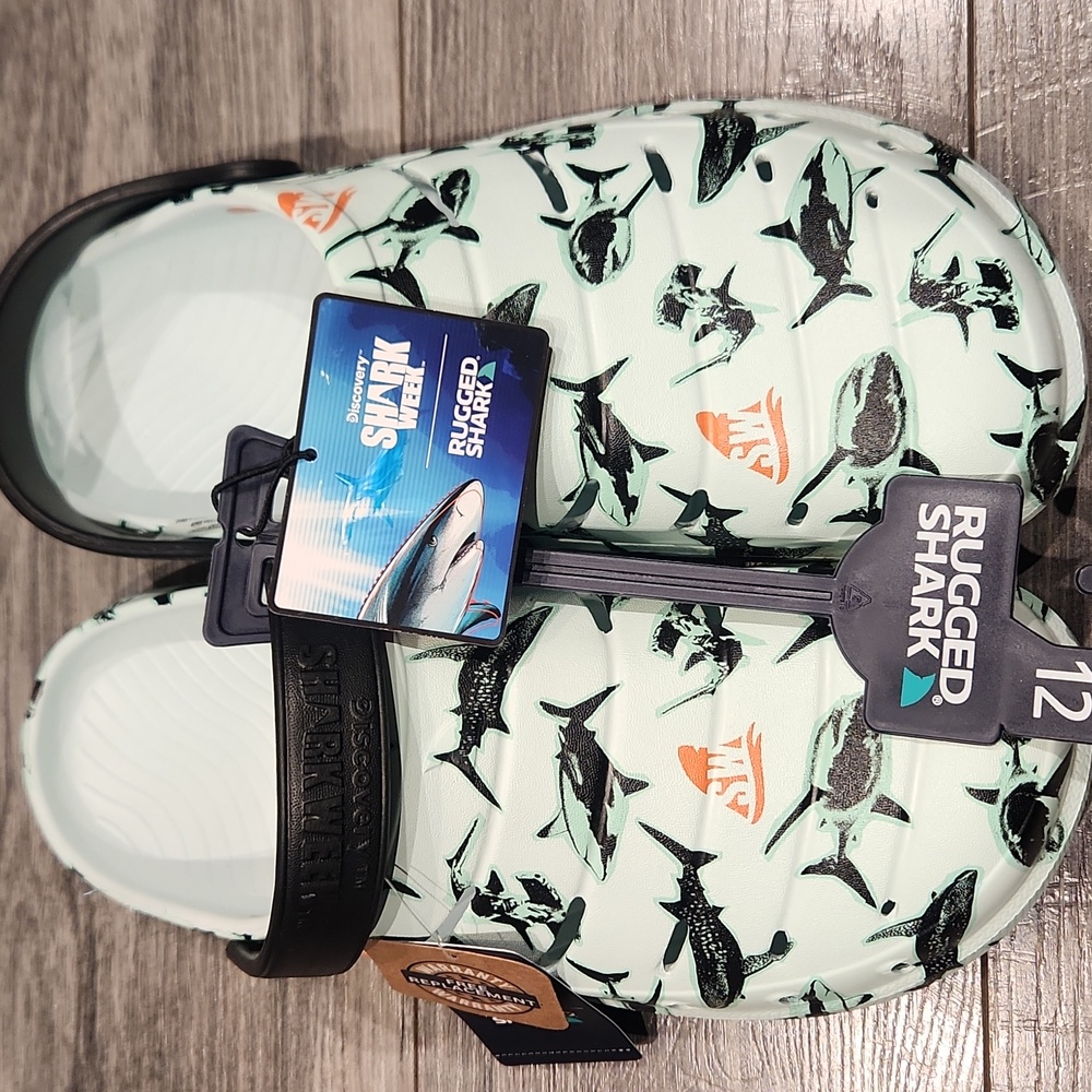 NWT Rugged Shark Discover Shark Week Men's Sz 12 Sandals
